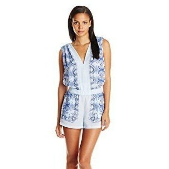 BCBGMaxAzria NEW Vance Romper in Light Oasis Blue Size S - Picture 2 of 3